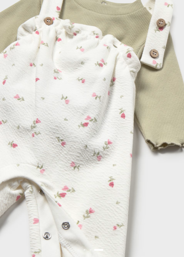 Conjunto peto flores y jersey bebé Mayoral